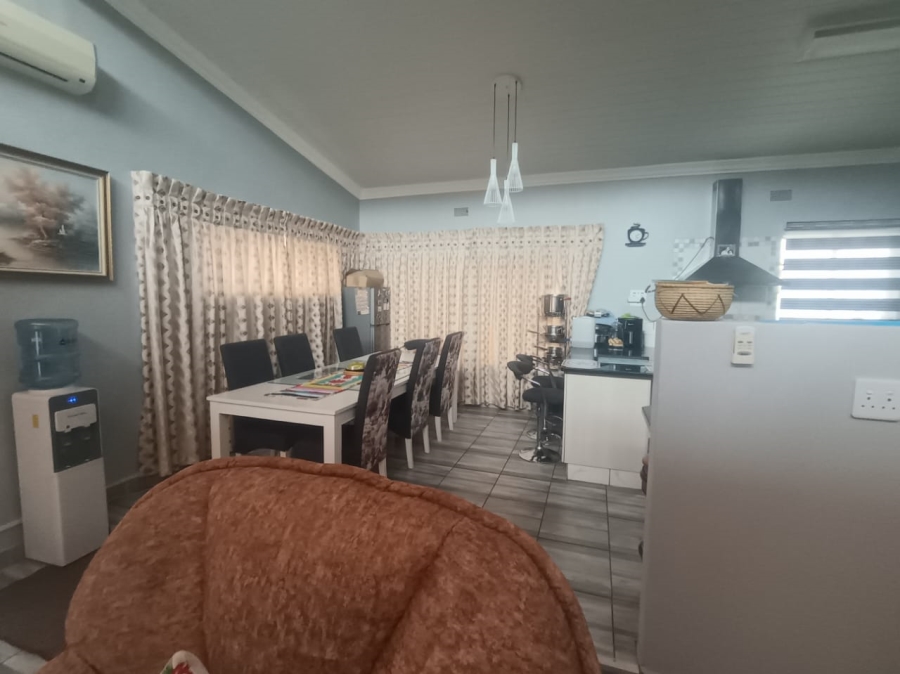 4 Bedroom Property for Sale in Hadison Park Northern Cape